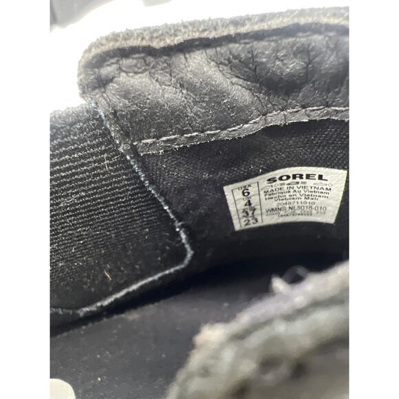 Sorel Emelie lll WP boots. Women 6. Pull on.
B207 - Picture 6 of 16